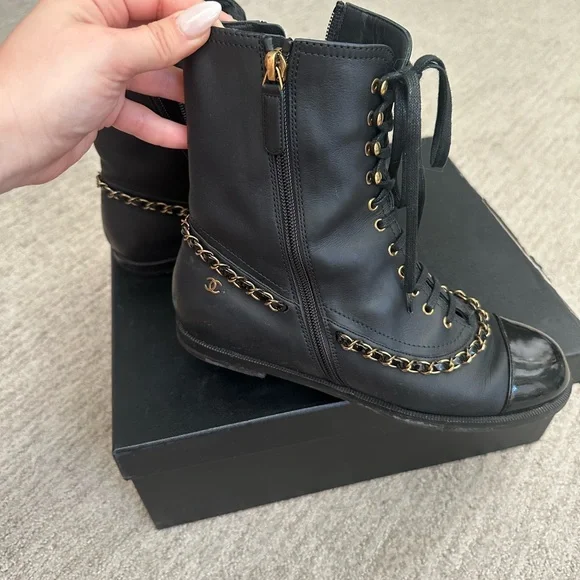 Chanel Black Leather Women's Boots - Picture 4 of 11